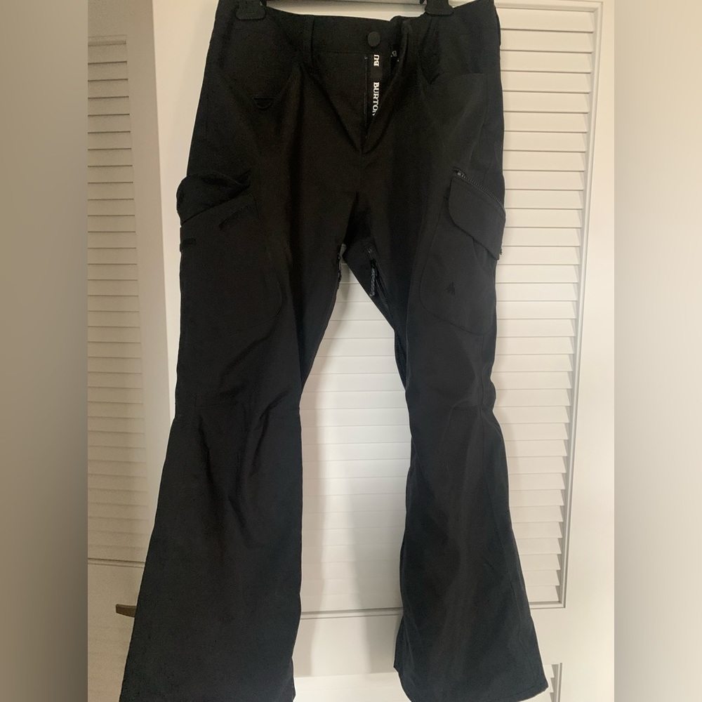 NWOT Burton womens snowpant